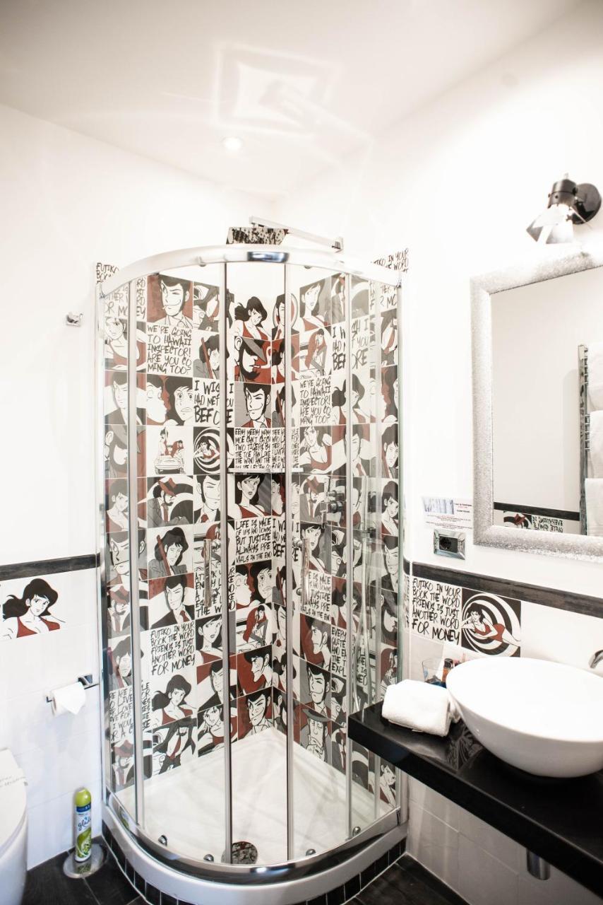 Trevi & Pantheon Design Rooms โรม ภายนอก รูปภาพ