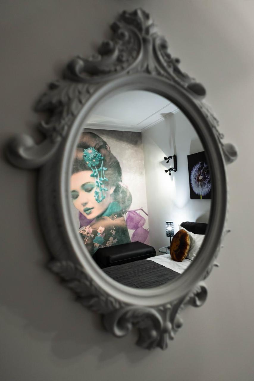 Trevi & Pantheon Design Rooms โรม ภายนอก รูปภาพ